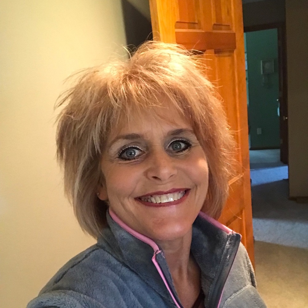 Meet your Posher, Denise